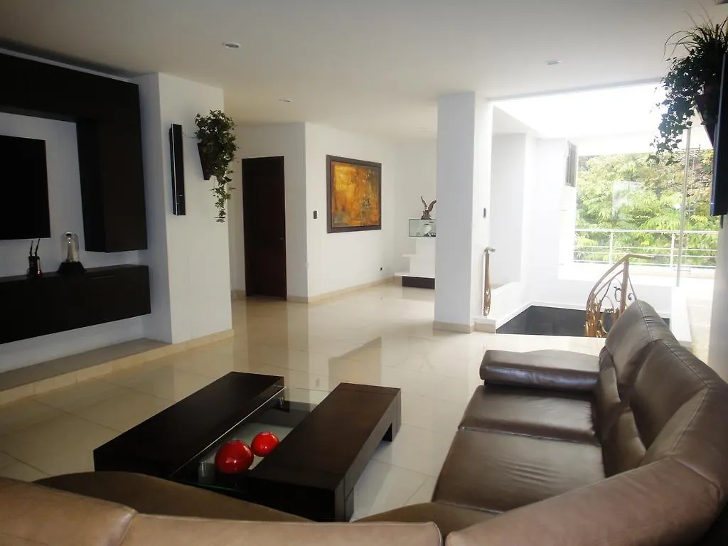 Hotel Boutique J.Pol